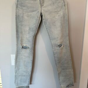 American Eagle Outfitters Light Gray Skinny Jeans